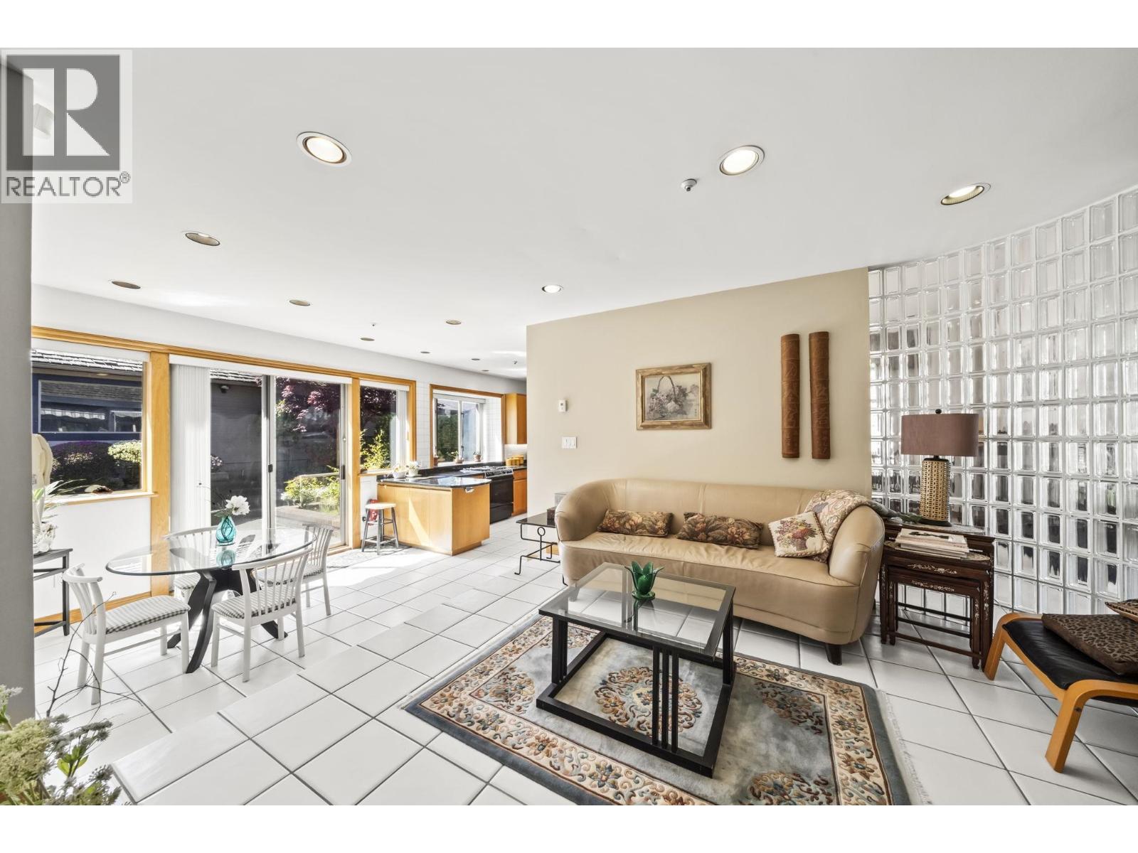 4233 Quesnel Drive, Vancouver, British Columbia  V6L 2X5 - Photo 11 - R3119160