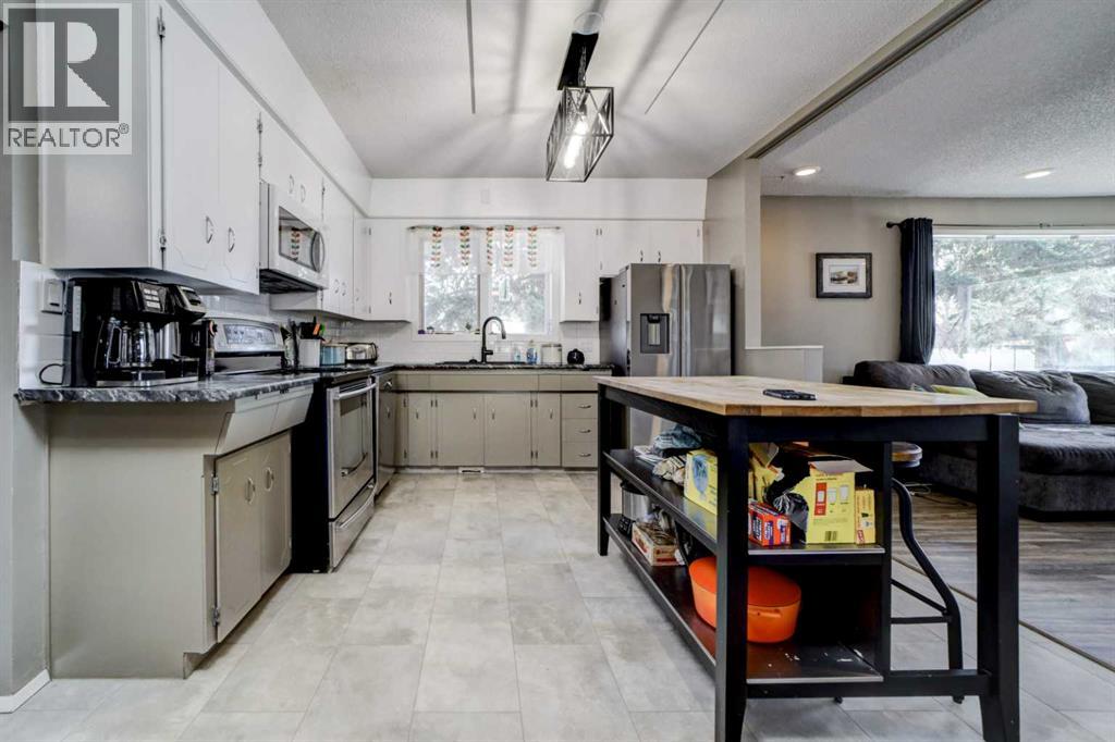 1021 9 Avenue N, Lethbridge, Alberta  T1H 1G2 - Photo 12 - A2306616