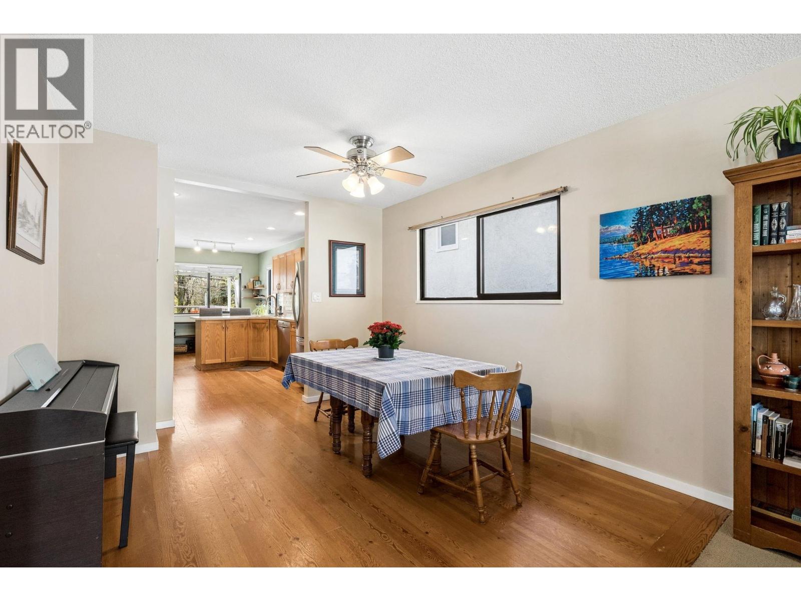 2050 E 13th Avenue, Vancouver, British Columbia  V5N 2C4 - Photo 11 - R3119191