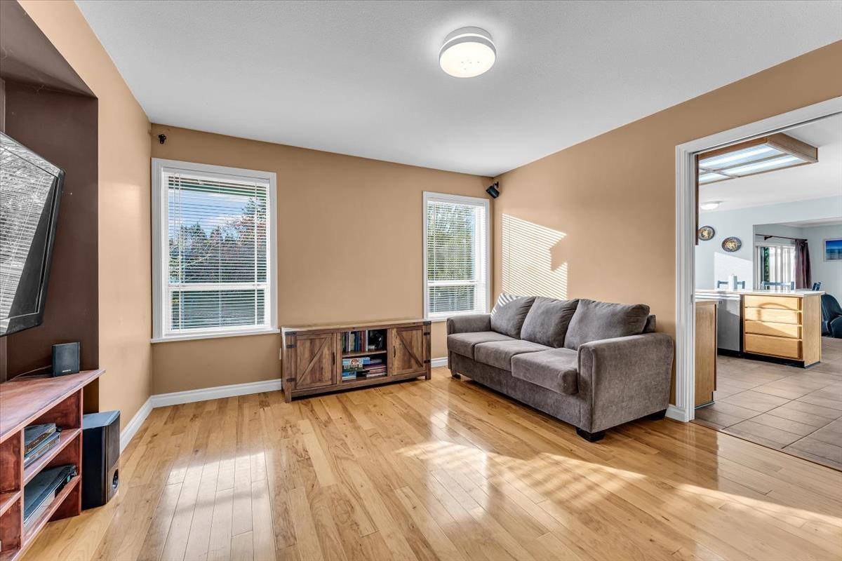 14906 83a Avenue, Surrey, British Columbia  V3S 7S1 - Photo 5 - R3105418