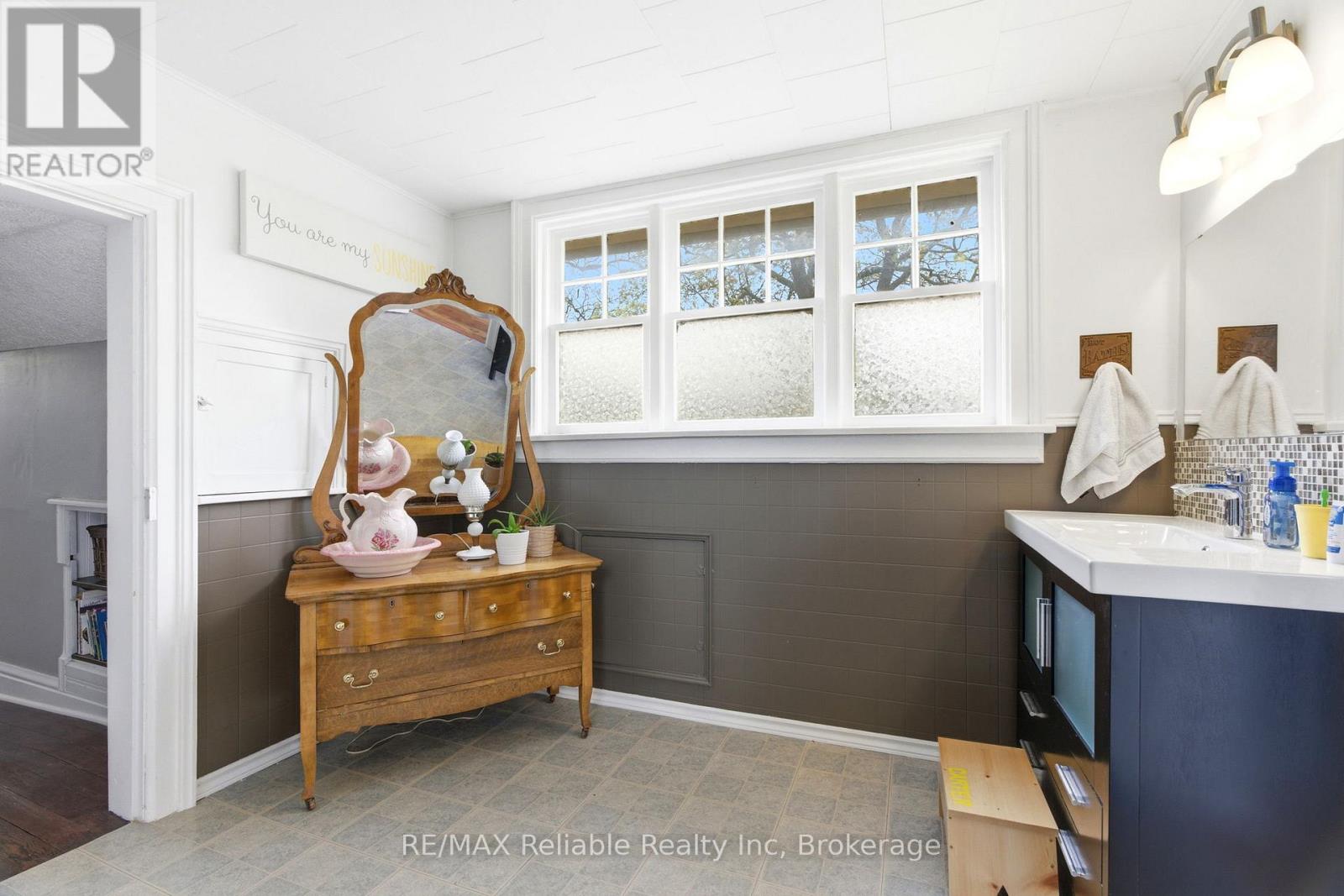 115 Main Street N, Huron East, Ontario  N0K 1W0 - Photo 31 - X13081464