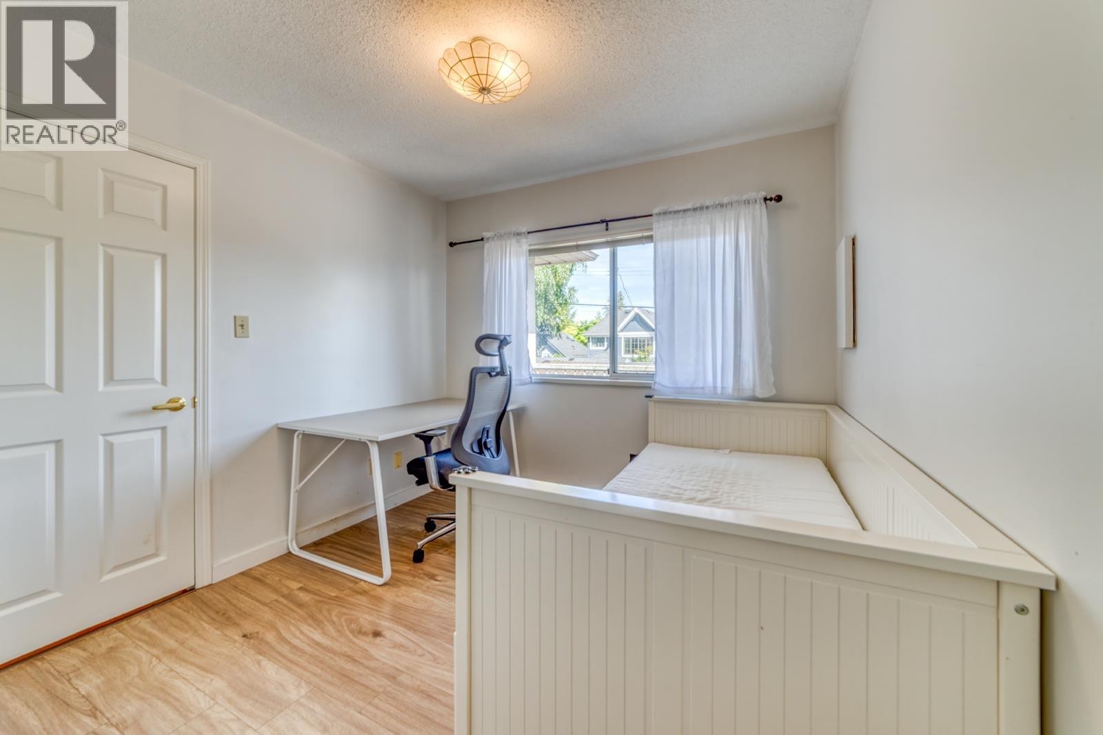 Upper 4533 W 16th Ave, Vancouver, British Columbia  V6R 3E8 - Photo 11 - R3102649