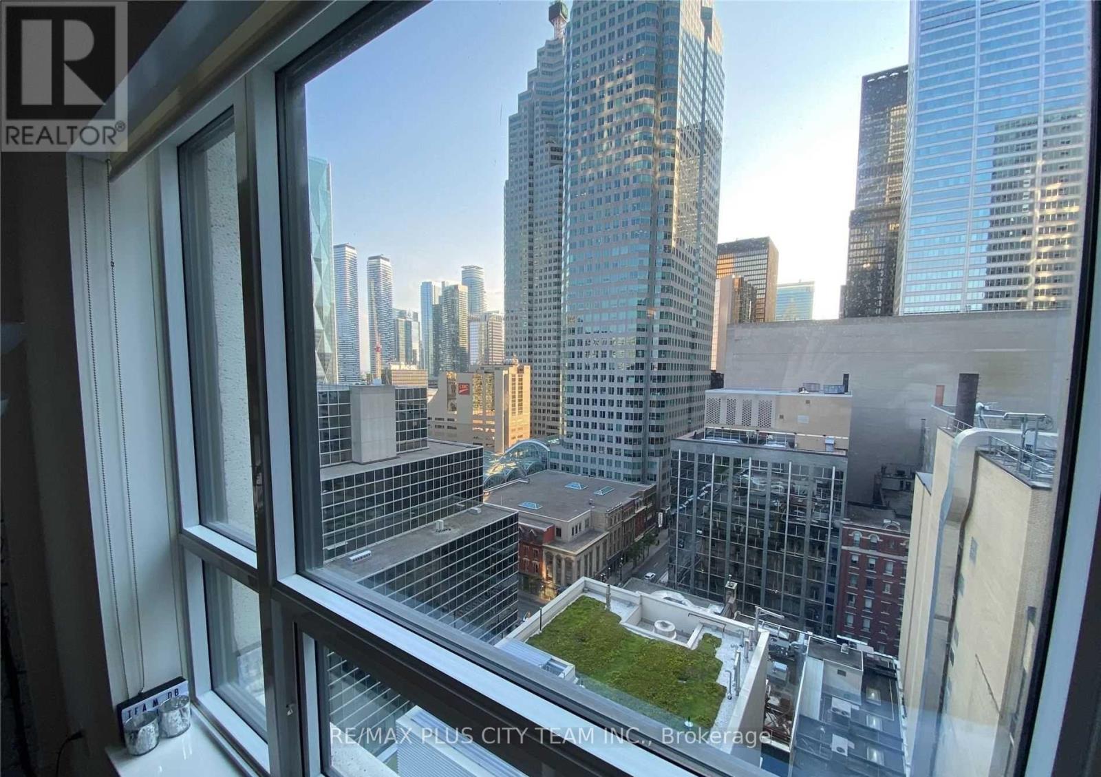 1513 - 88 Scott Street, Toronto, Ontario  M5E 0A9 - Photo 3 - C13081440