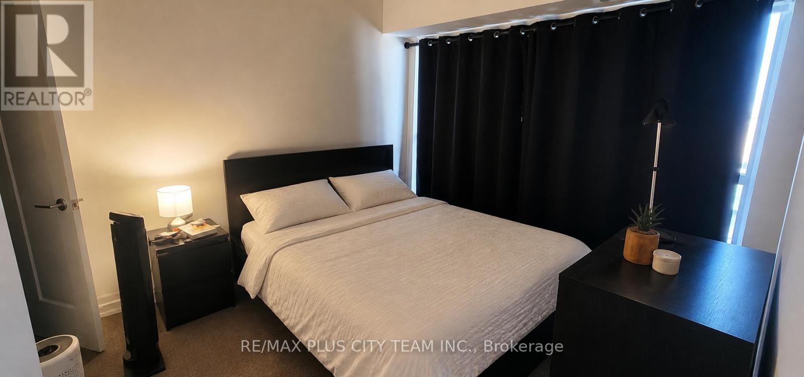 1513 - 88 Scott Street, Toronto, Ontario  M5E 0A9 - Photo 5 - C13081440
