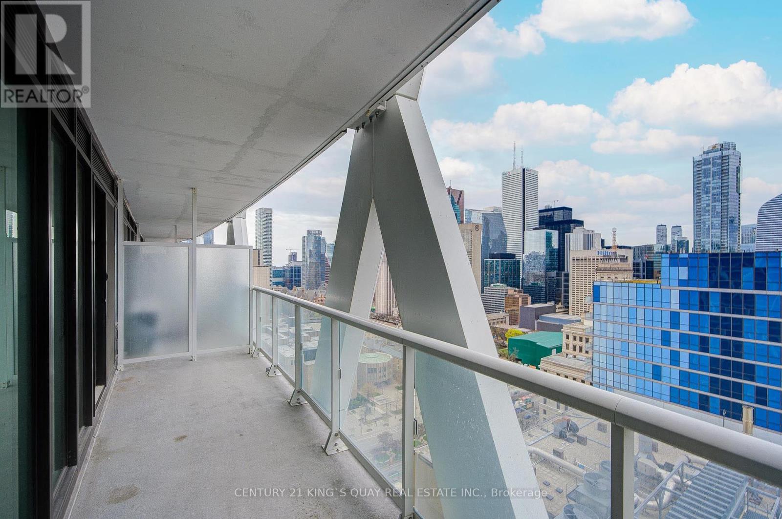 2417 - 230 Simcoe Street, Toronto, Ontario  M5T 1T4 - Photo 12 - C13081472