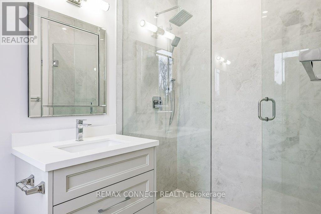 391 Rosebank Road, Pickering, Ontario  L1W 2N3 - Photo 33 - E13081482