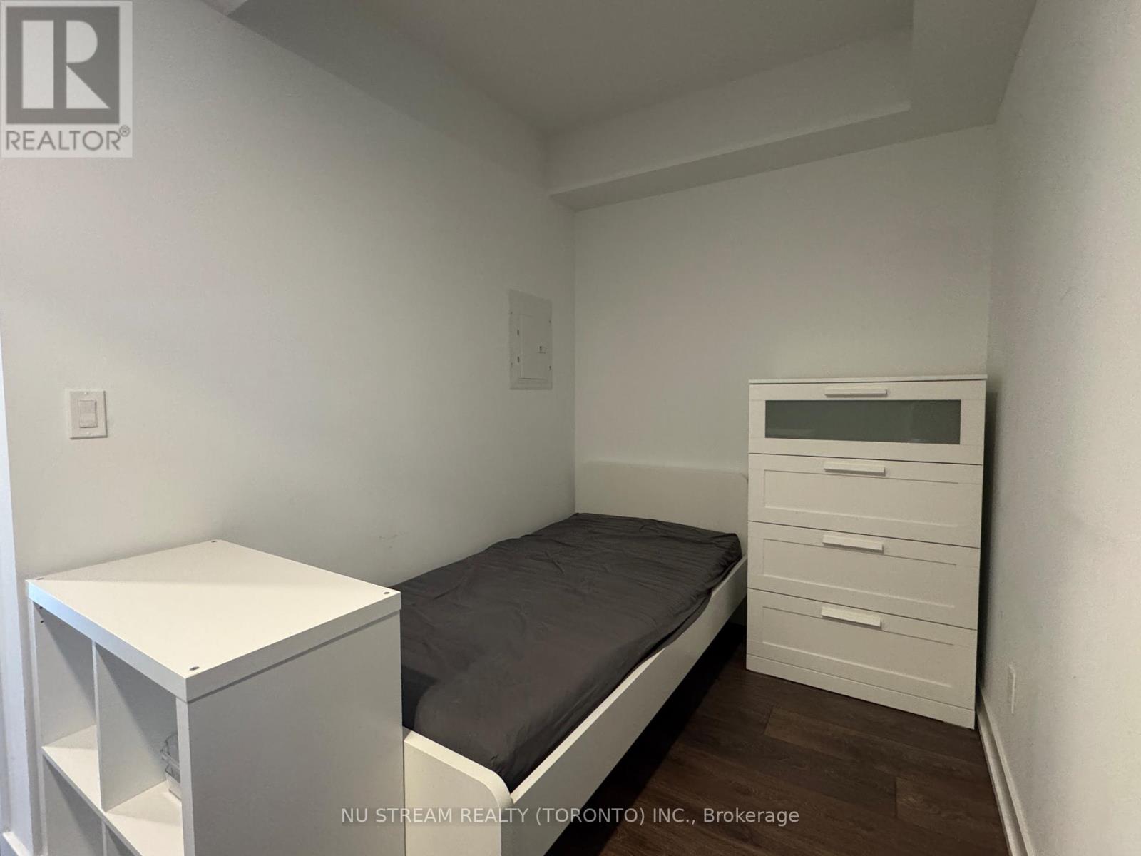 1710 - 501 Yonge Street, Toronto, Ontario  M4Y 0G8 - Photo 3 - C13055770