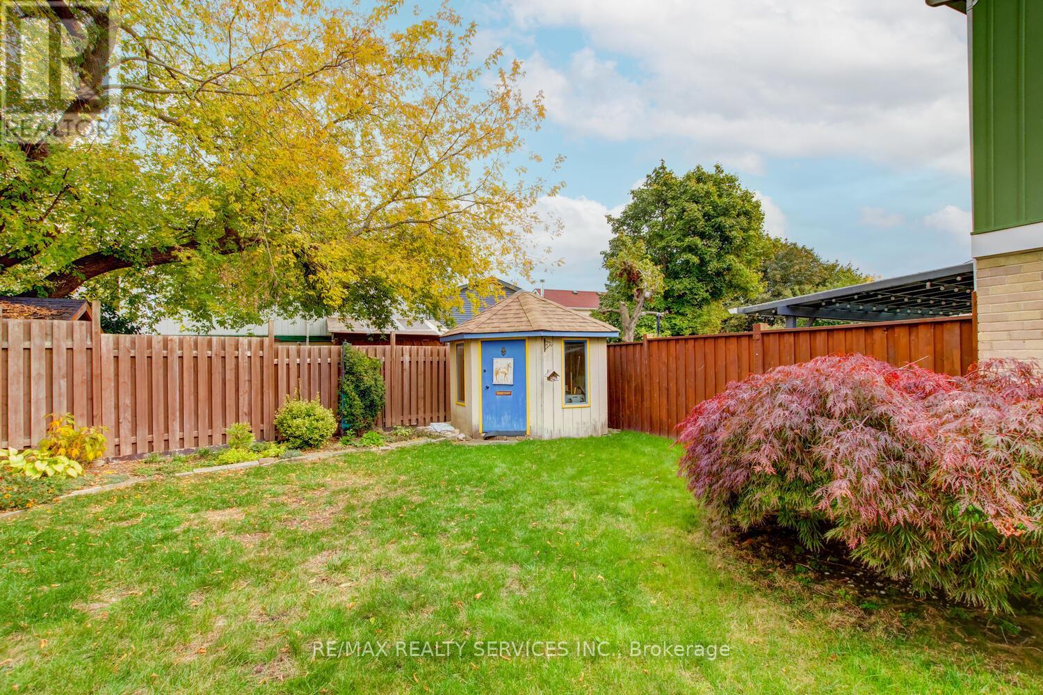 7 Hamlet Court, Brampton, Ontario  L6S 1X5 - Photo 34 - W13023638