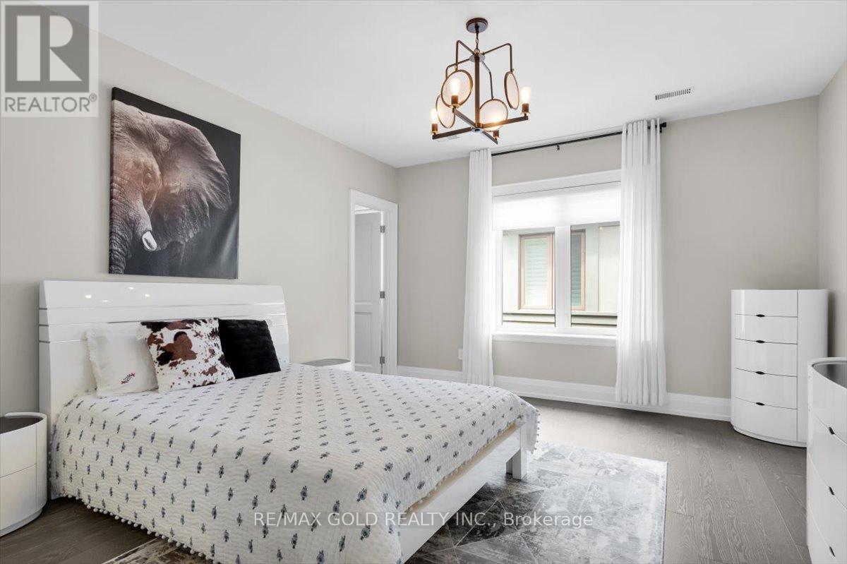 6628 Rothschild Trail, Mississauga, Ontario  L5W 0A6 - Photo 39 - W13081364