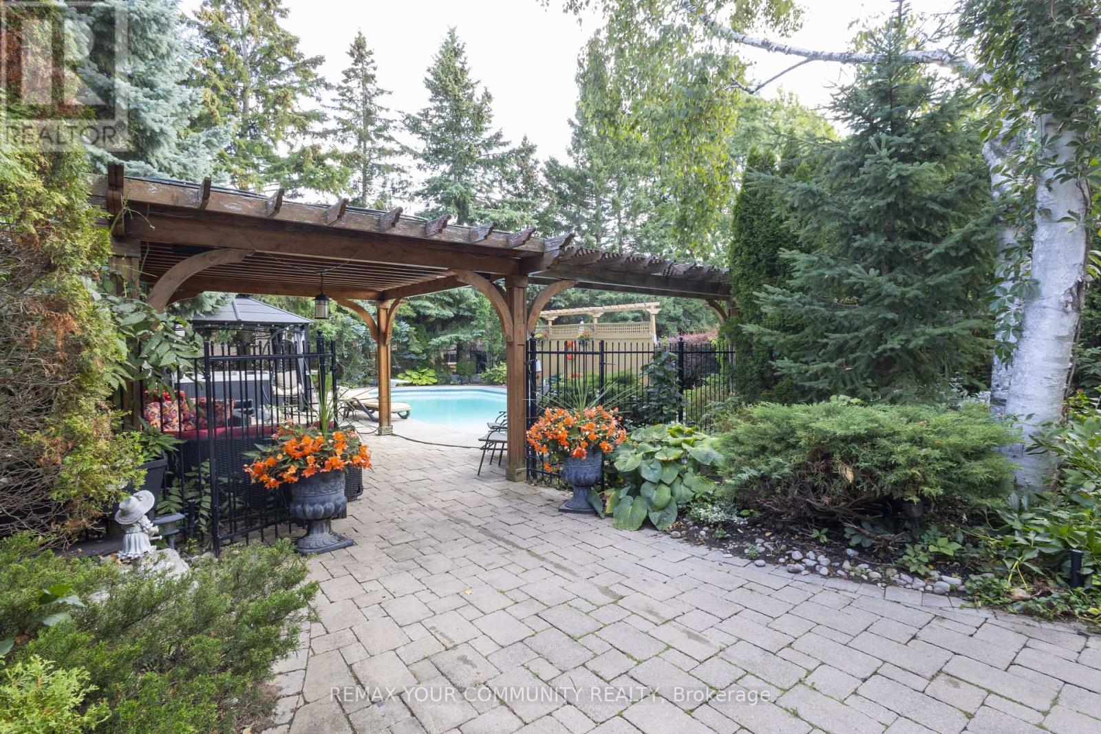 95 Naughton Drive, Richmond Hill, Ontario  L4C 8B3 - Photo 48 - N13081468
