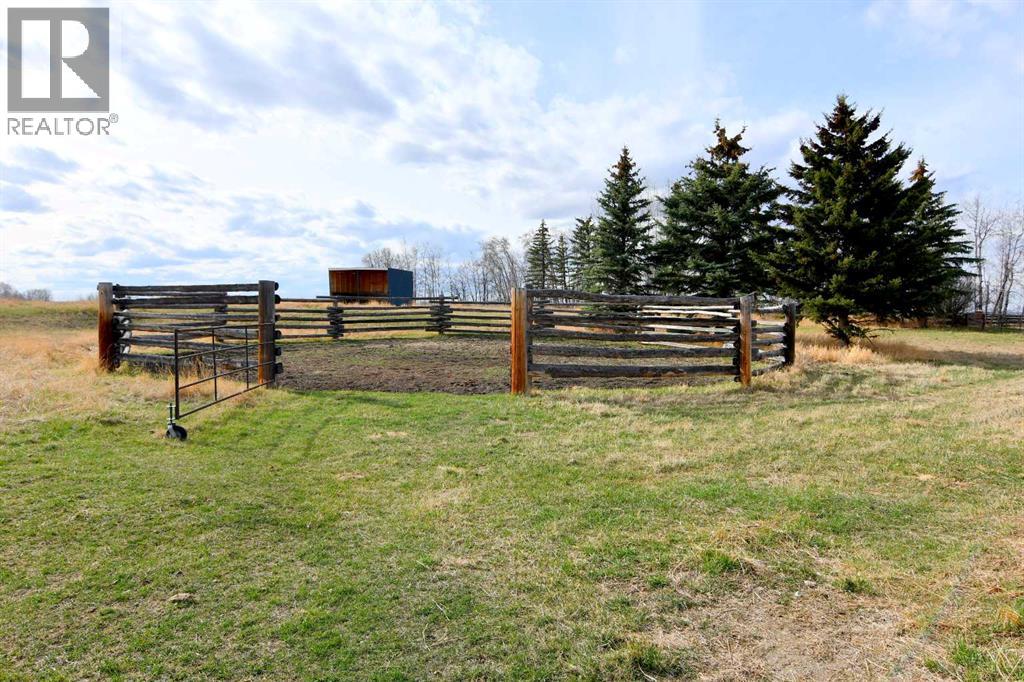 2207 Township Road 372, Rural Red Deer County, Alberta  T4G 0M9 - Photo 38 - A2307539