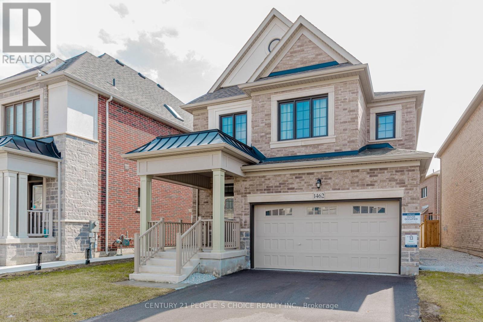 1462 Kitchen Court, Milton, Ontario  L9E 1Y8 - Photo 3 - W13081434