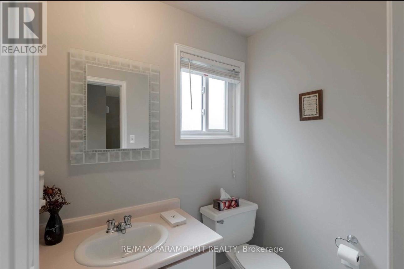 26 Ural Circle, Brampton, Ontario  L6R 1H3 - Photo 11 - W13081454