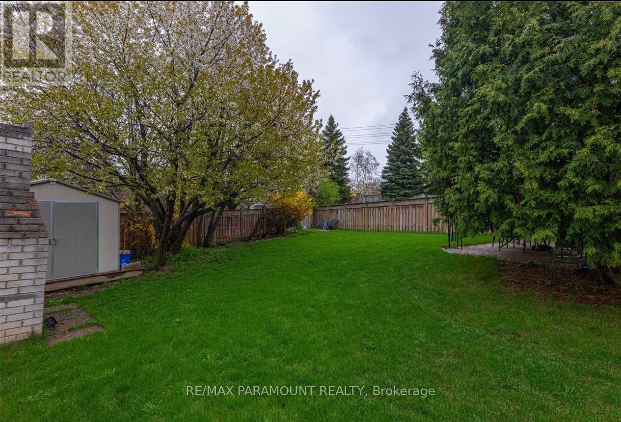 26 Ural Circle, Brampton, Ontario  L6R 1H3 - Photo 16 - W13081454