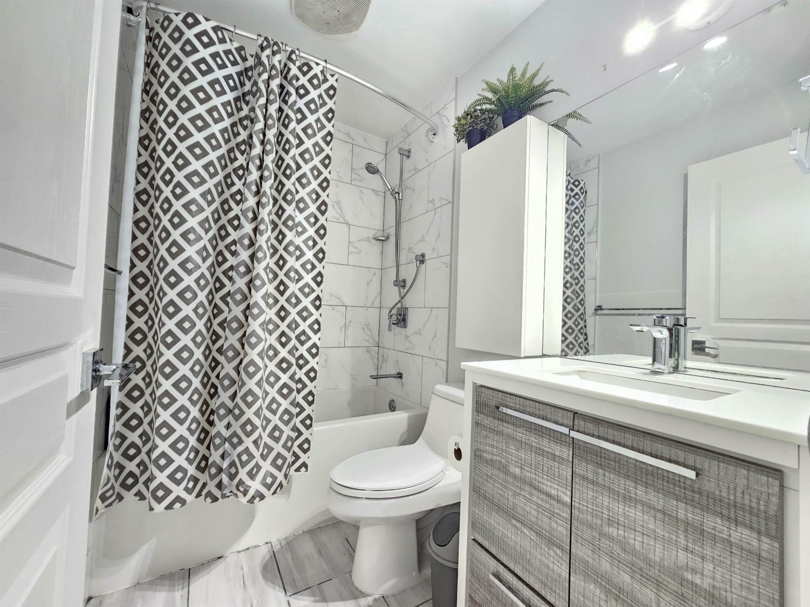 33 9559 130a Street, Surrey, British Columbia  V3V 5N9 - Photo 17 - R3119030