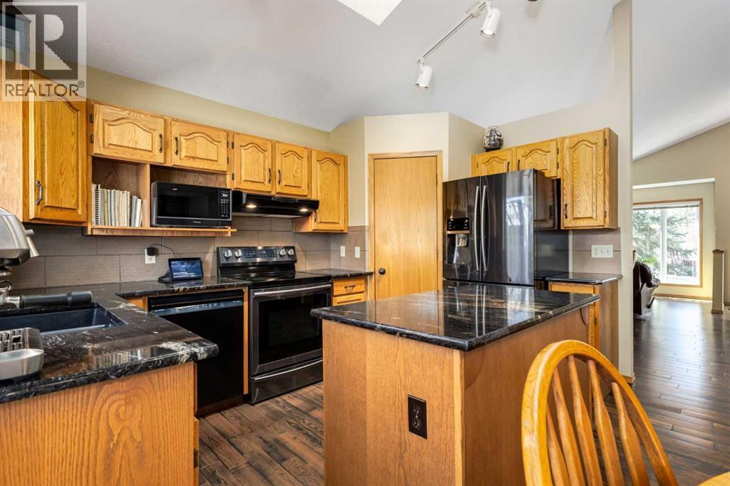 1288 Sunvista Way Se, Calgary, Alberta  T2X 3G3 - Photo 6 - A2305807