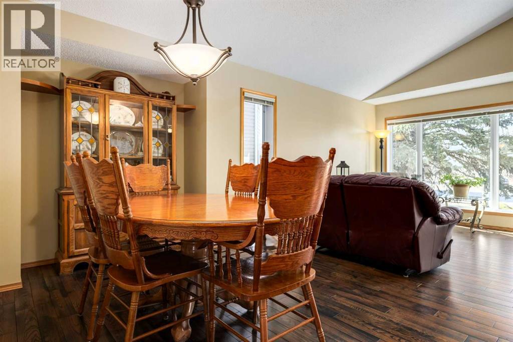 1288 Sunvista Way Se, Calgary, Alberta  T2X 3G3 - Photo 17 - A2305807