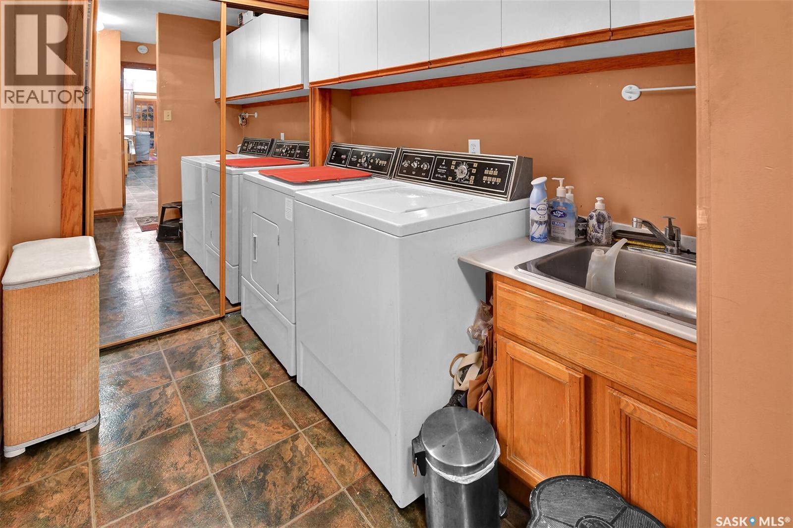 223 Whiteswan Drive, Saskatoon, Saskatchewan  S7K 4M6 - Photo 16 - SK034851