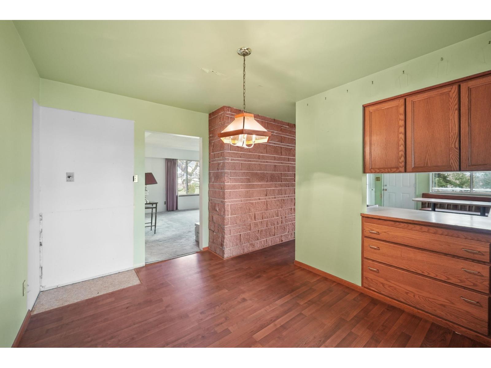 19150 61a Avenue, Surrey, British Columbia  V3S 8C7 - Photo 11 - R3119221