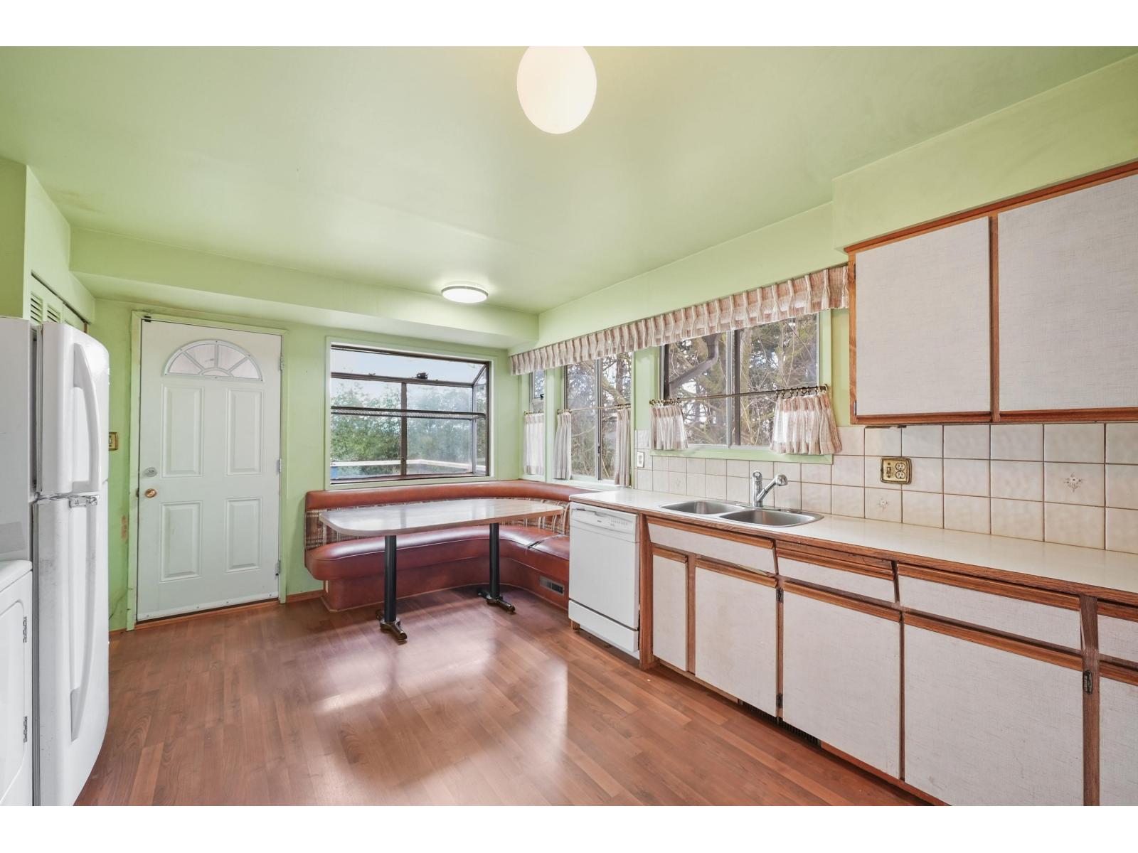 19150 61a Avenue, Surrey, British Columbia  V3S 8C7 - Photo 12 - R3119221