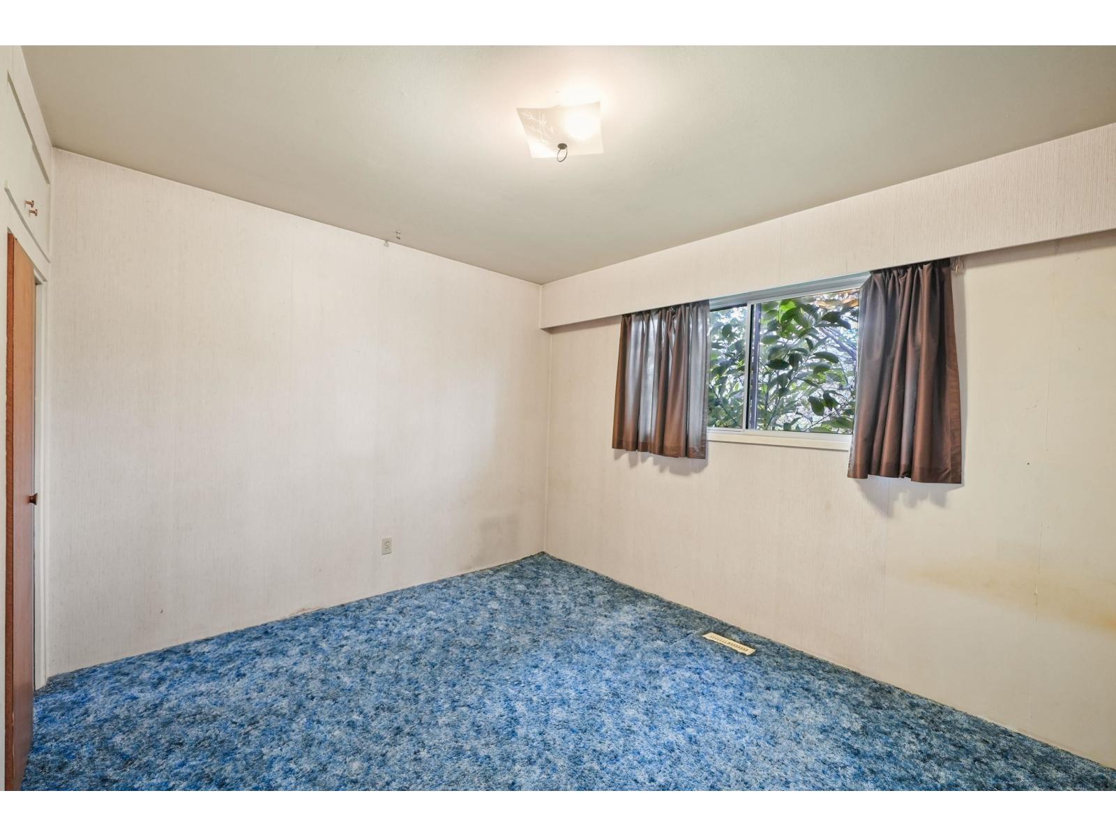 19150 61a Avenue, Surrey, British Columbia  V3S 8C7 - Photo 5 - R3119221