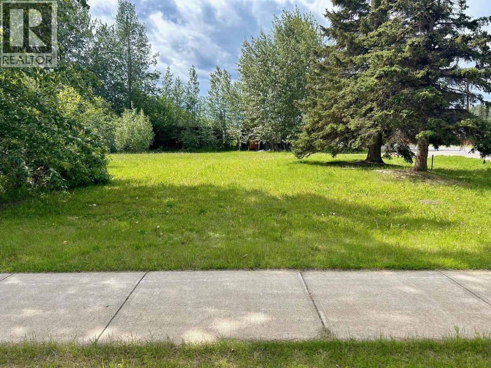 5331 42 Street, Fort Nelson, British Columbia  V0C 1R0 - Photo 2 - R3017377
