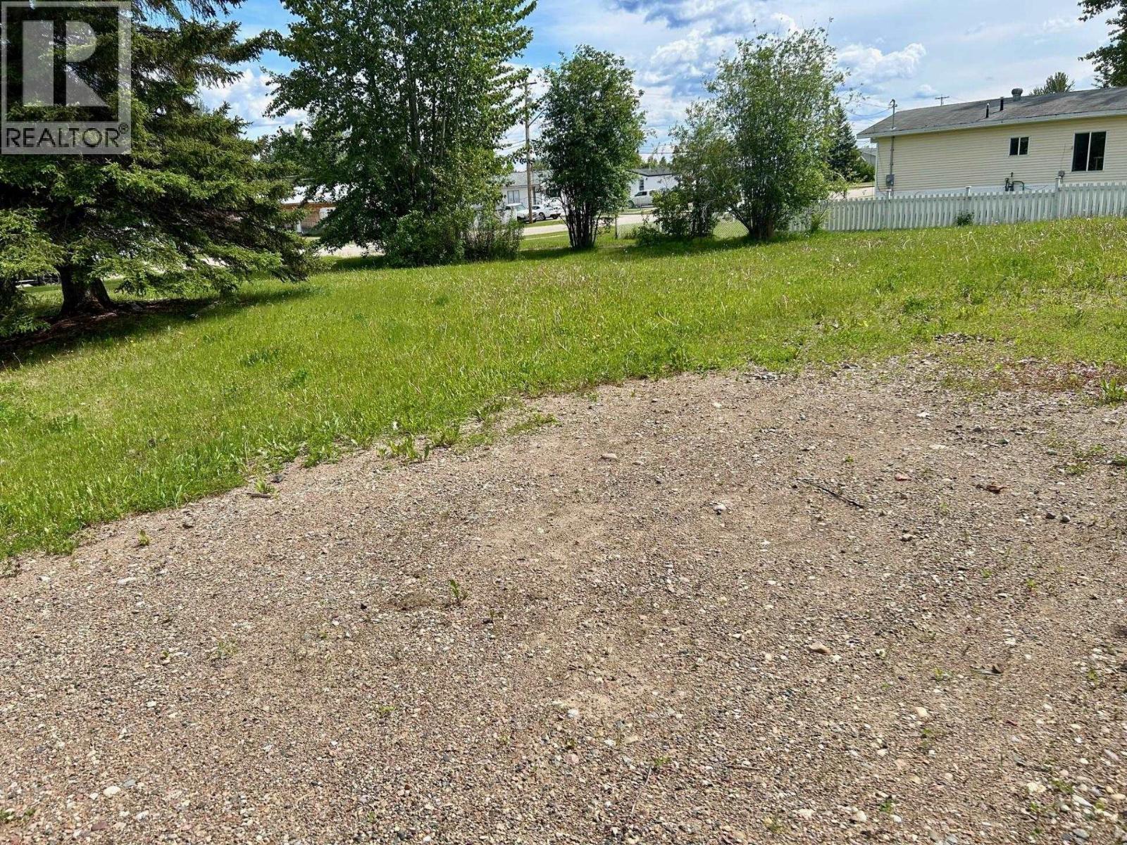5331 42 Street, Fort Nelson, British Columbia  V0C 1R0 - Photo 4 - R3017377