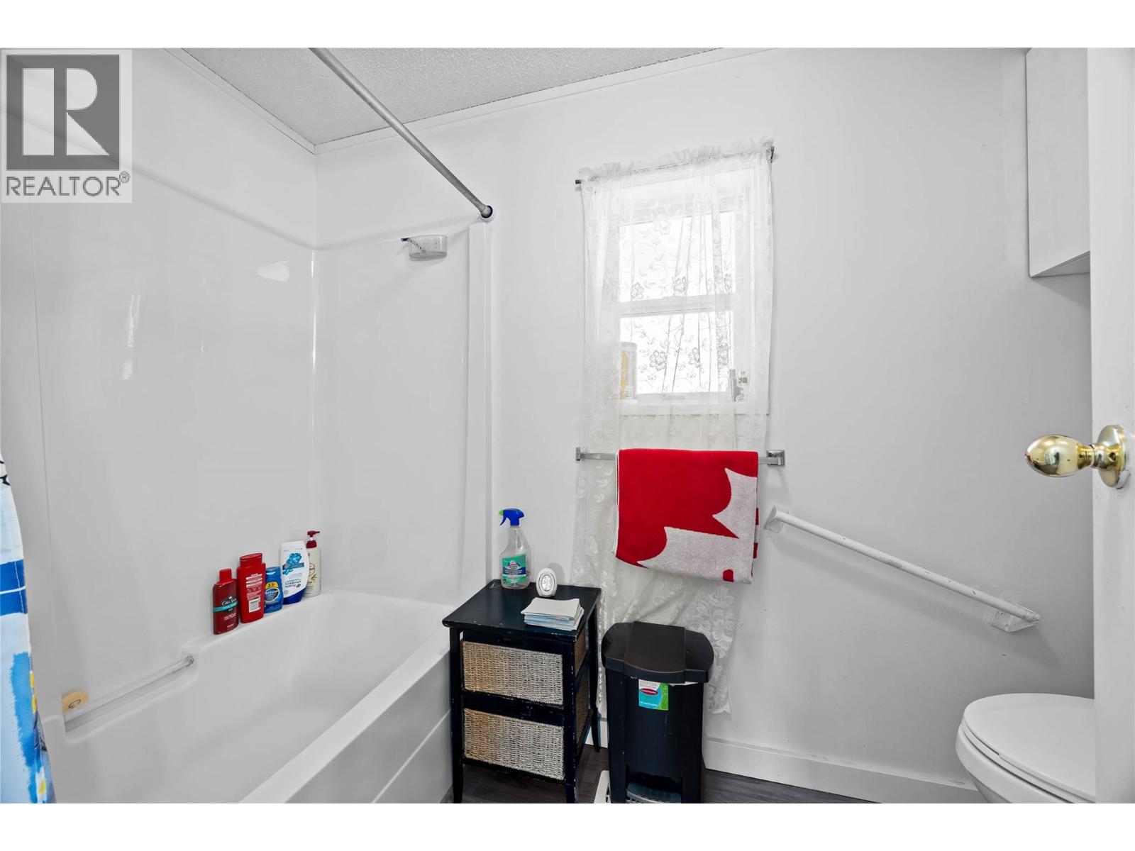 1664 Woodburn Drive, Cache Creek, British Columbia  V0K 1H0 - Photo 17 - 10354319