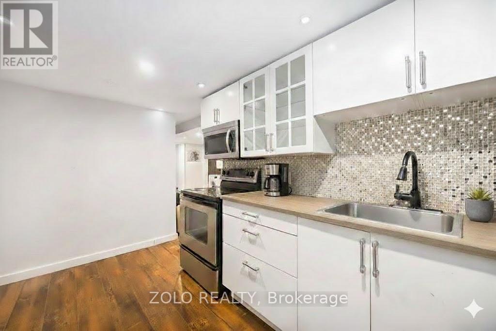 461 O'connor Drive, Toronto, Ontario  M4J 2W8 - Photo 20 - E13073042