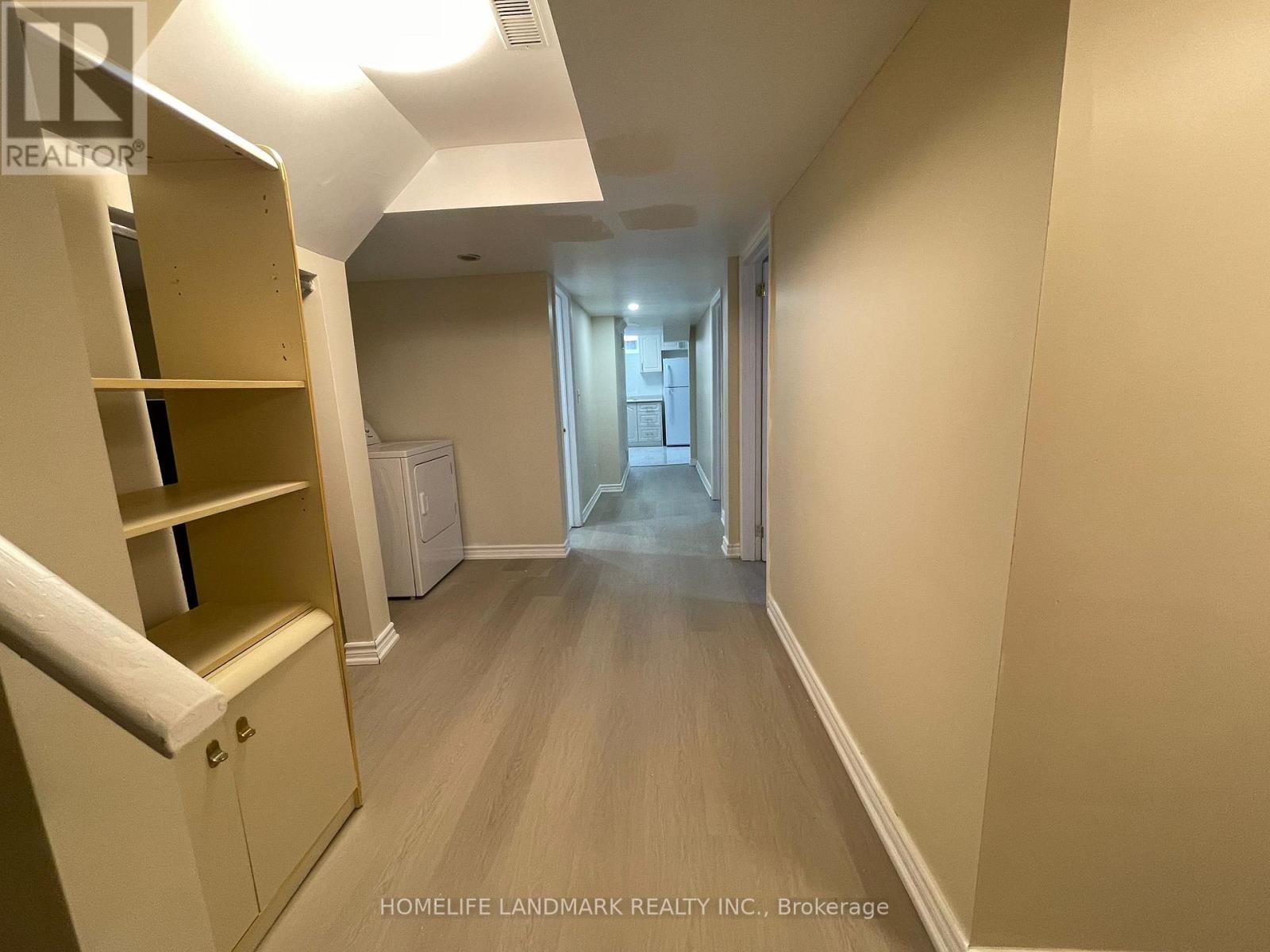 826 Winterton Way, Mississauga, Ontario  L5V 2A5 - Photo 22 - W13075348