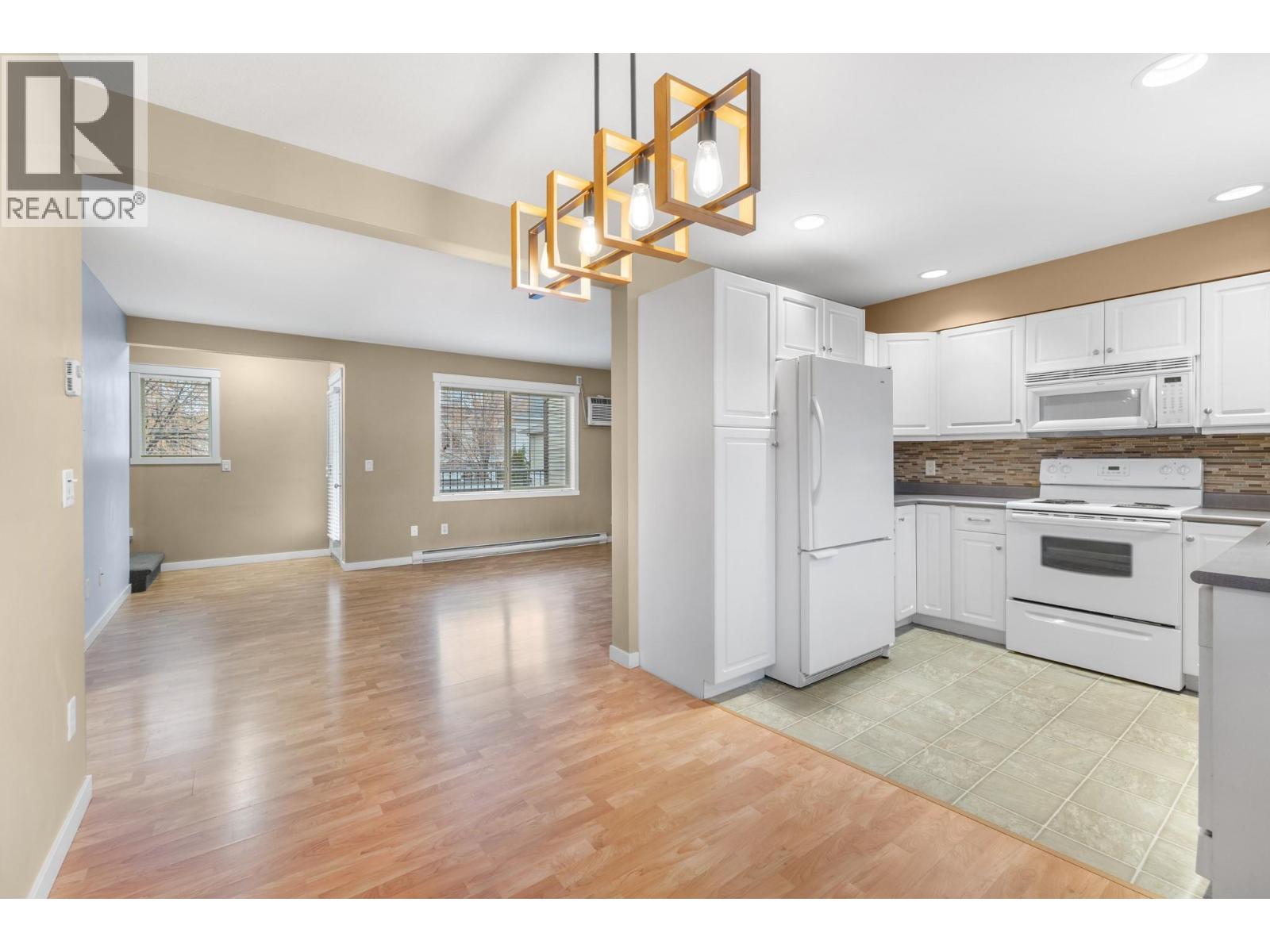 124 Mills Road Unit# 6, Kelowna, British Columbia  V1X 4G7 - Photo 2 - 10385719