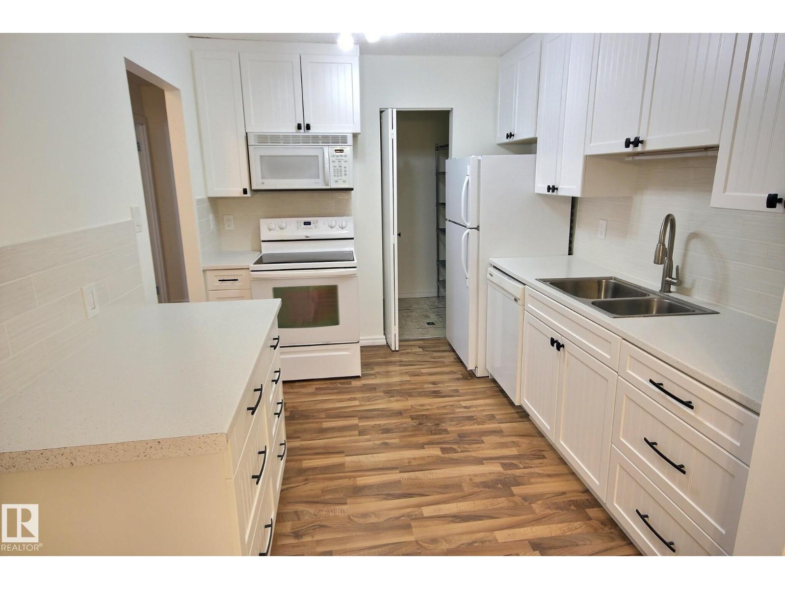 #11 1503 Mill Woods Rd E NW, Edmonton, Alberta  T6L 4C2 - Photo 2 - E4477645