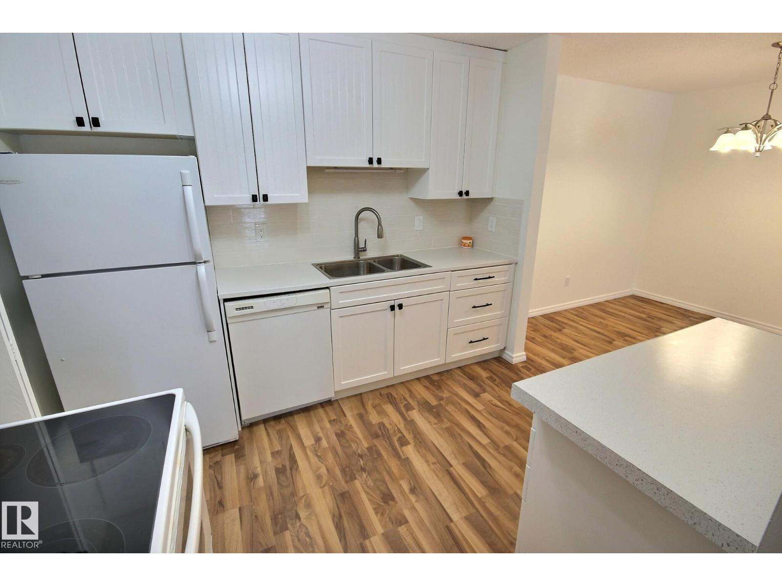 #11 1503 Mill Woods Rd E NW, Edmonton, Alberta  T6L 4C2 - Photo 3 - E4477645