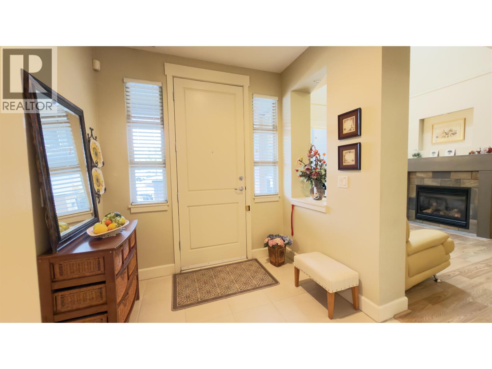 12 6300 Birch Street, Richmond, British Columbia  V6Y 4K3 - Photo 3 - R3118918