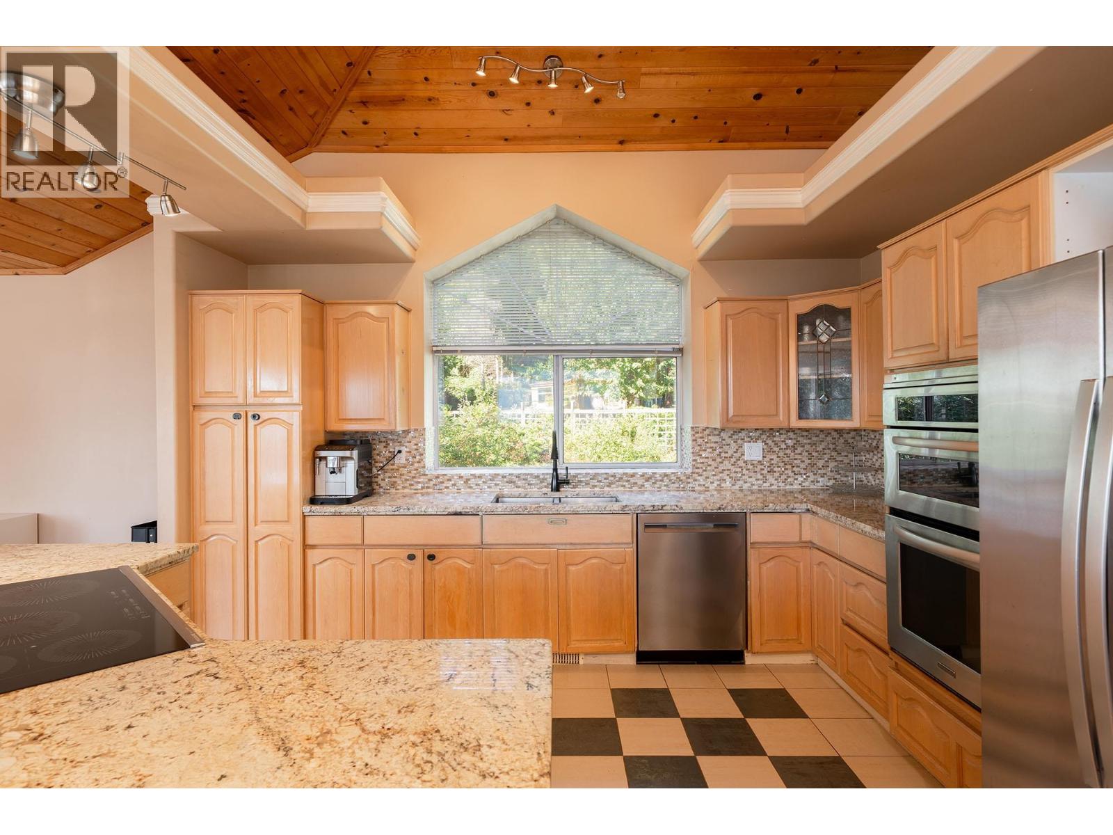 252 Jason Road, Bowen Island, British Columbia  V0N 1G1 - Photo 9 - R3107280