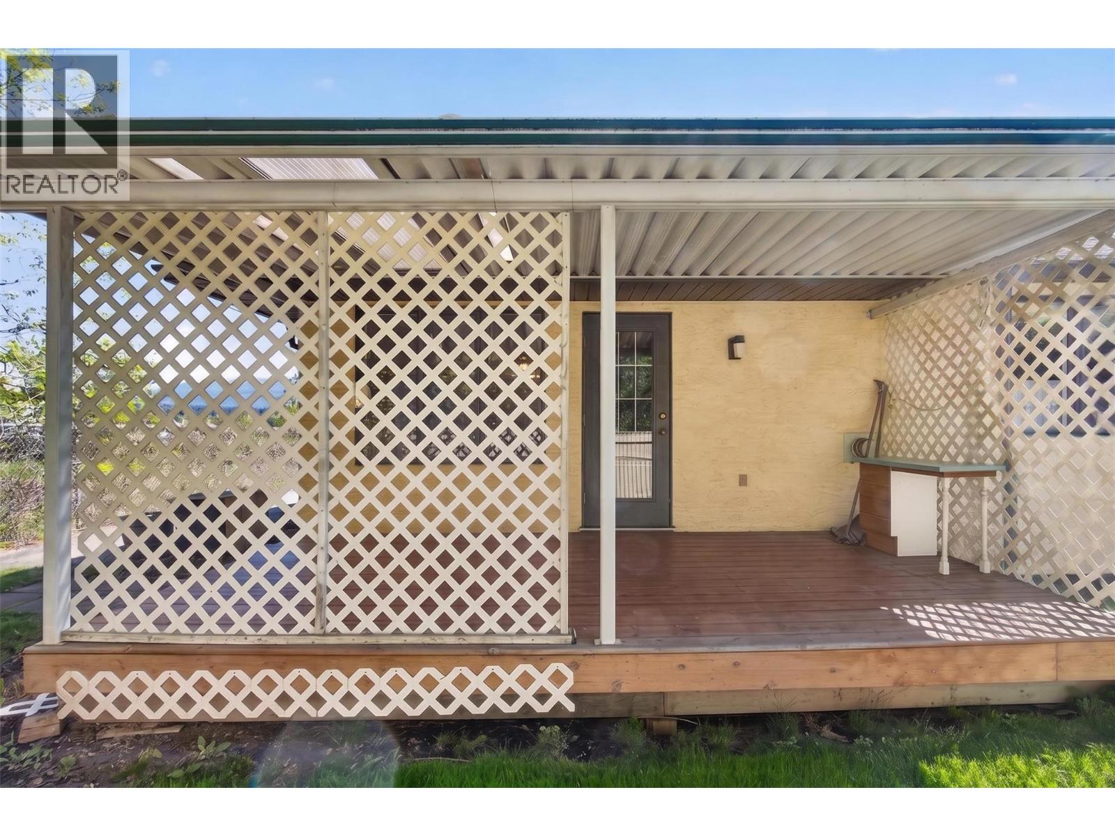 780 10 Street SW Unit# 7, Salmon Arm, British Columbia  V1E 1L9 - Photo 42 - 10385517