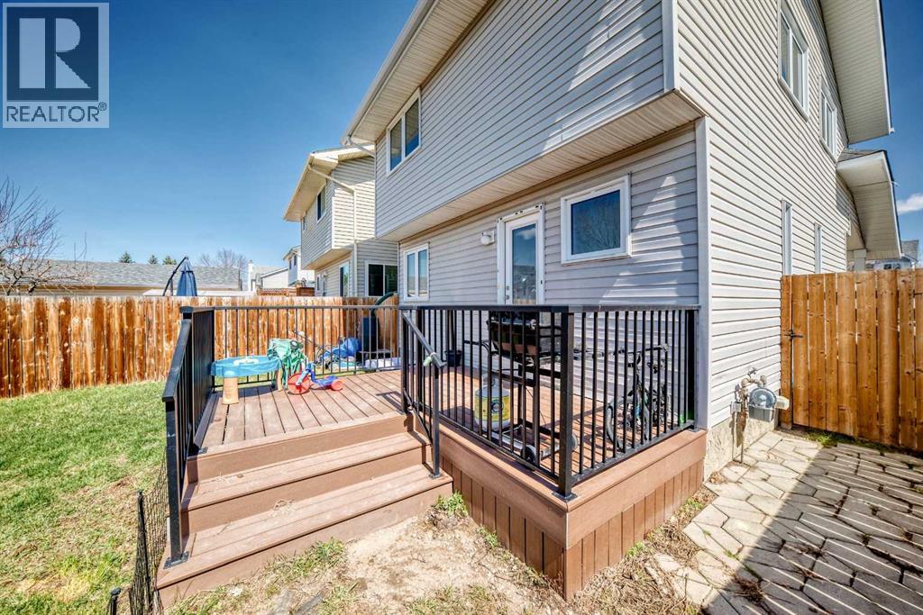 119 Woodglen Grove Sw, Calgary, Alberta  T2W 4J9 - Photo 31 - A2304961
