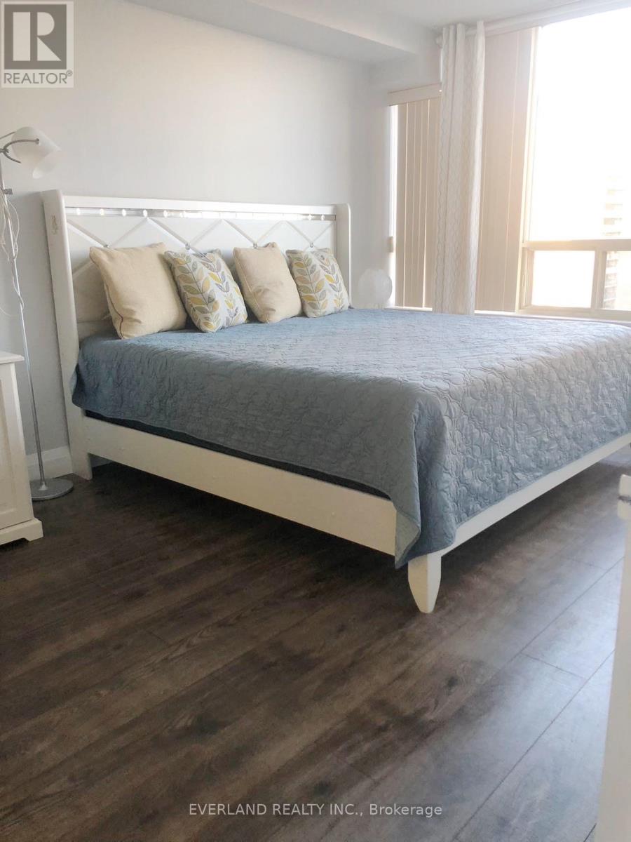 2208 - 30 Greenfield Avenue E, Toronto, Ontario  M2N 6N3 - Photo 11 - C13081532