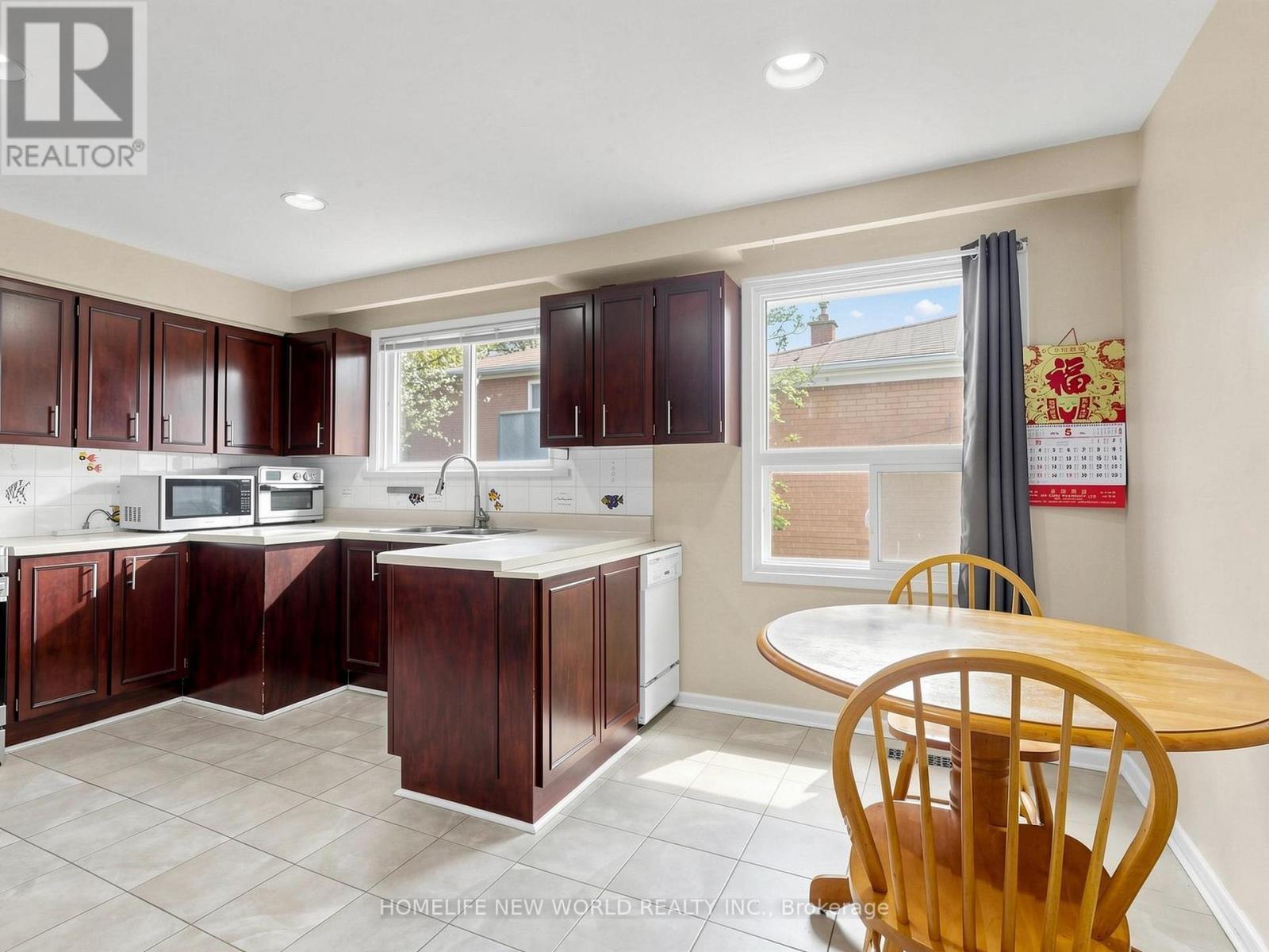 19 Robingrove Road, Toronto, Ontario  M2R 2Z6 - Photo 14 - C13081574