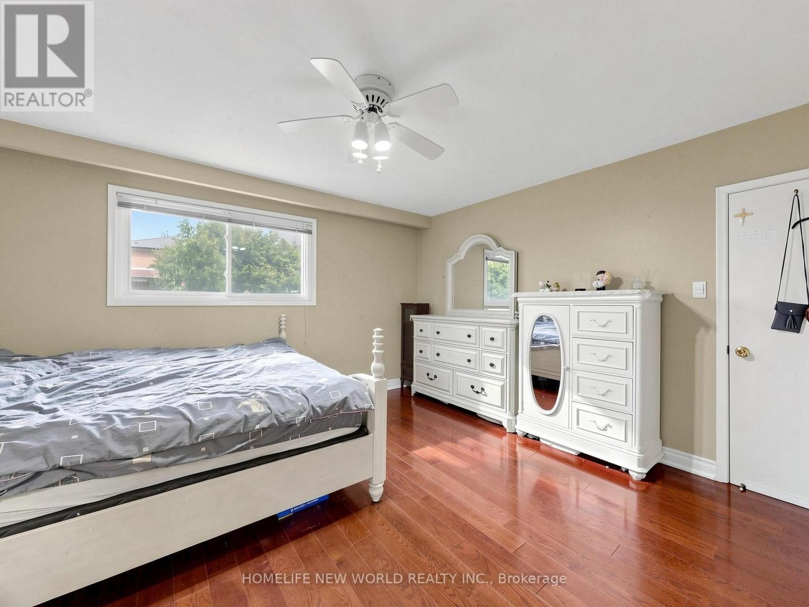 19 Robingrove Road, Toronto, Ontario  M2R 2Z6 - Photo 20 - C13081574