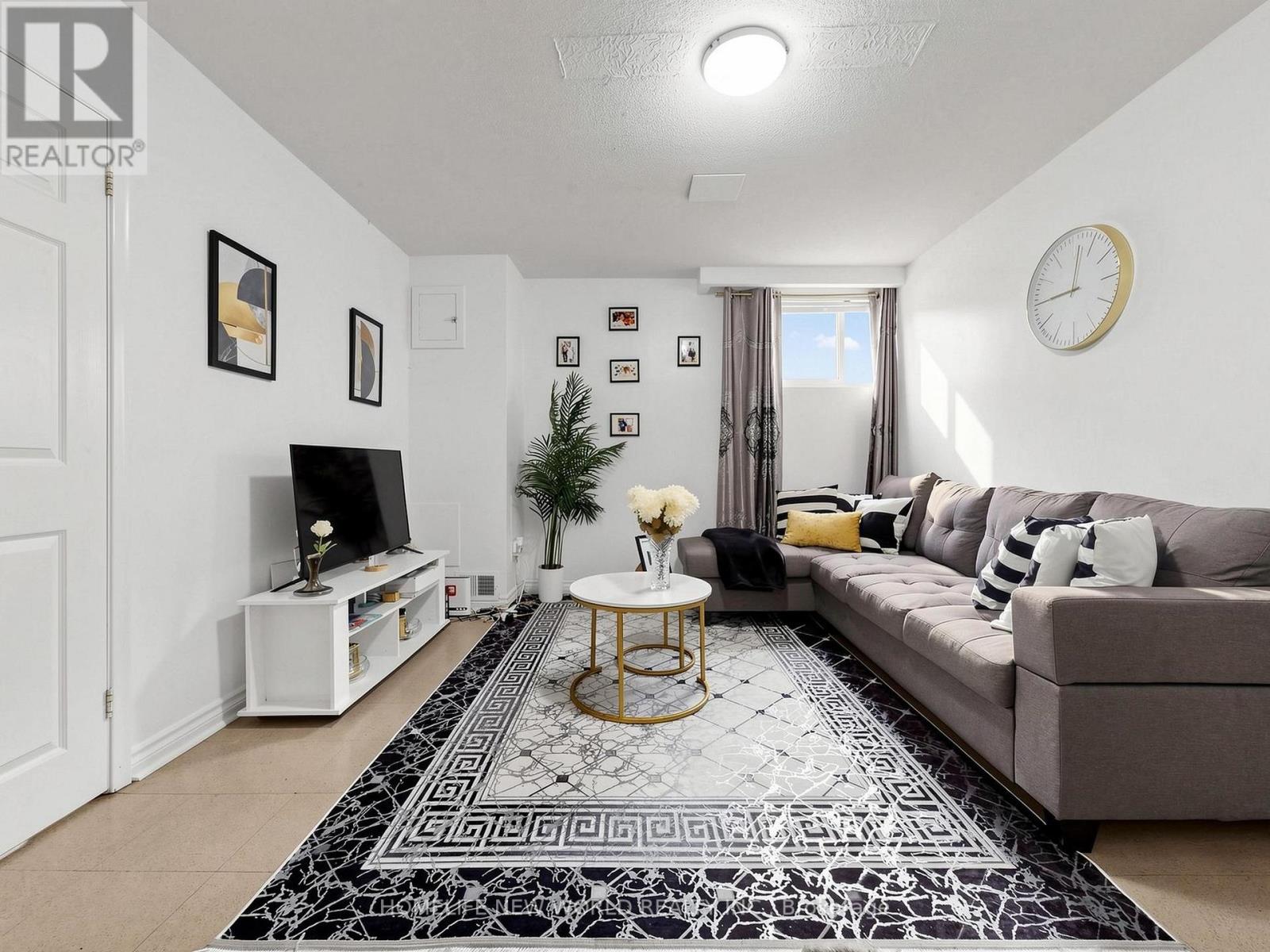 19 Robingrove Road, Toronto, Ontario  M2R 2Z6 - Photo 25 - C13081574