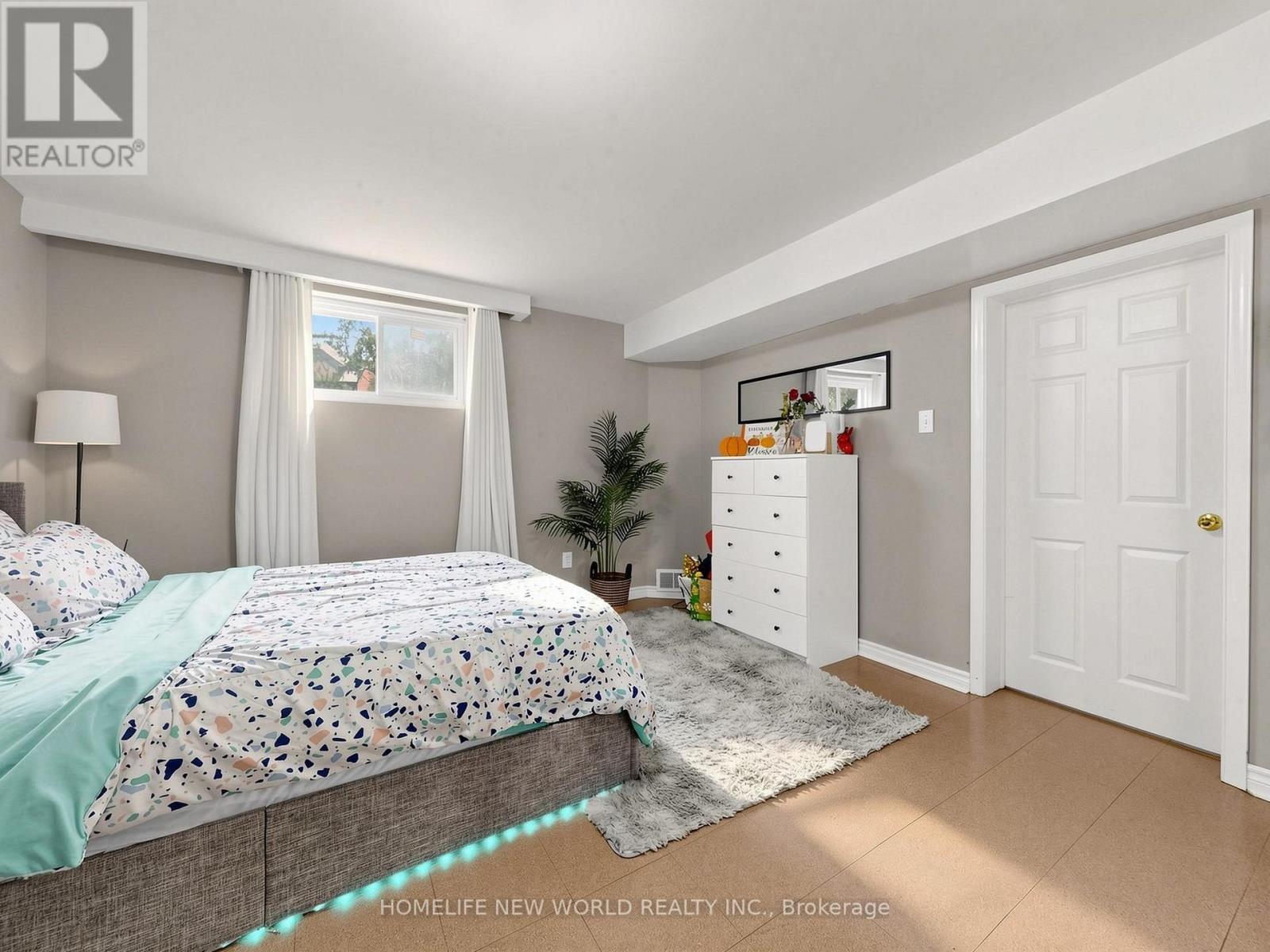 19 Robingrove Road, Toronto, Ontario  M2R 2Z6 - Photo 29 - C13081574