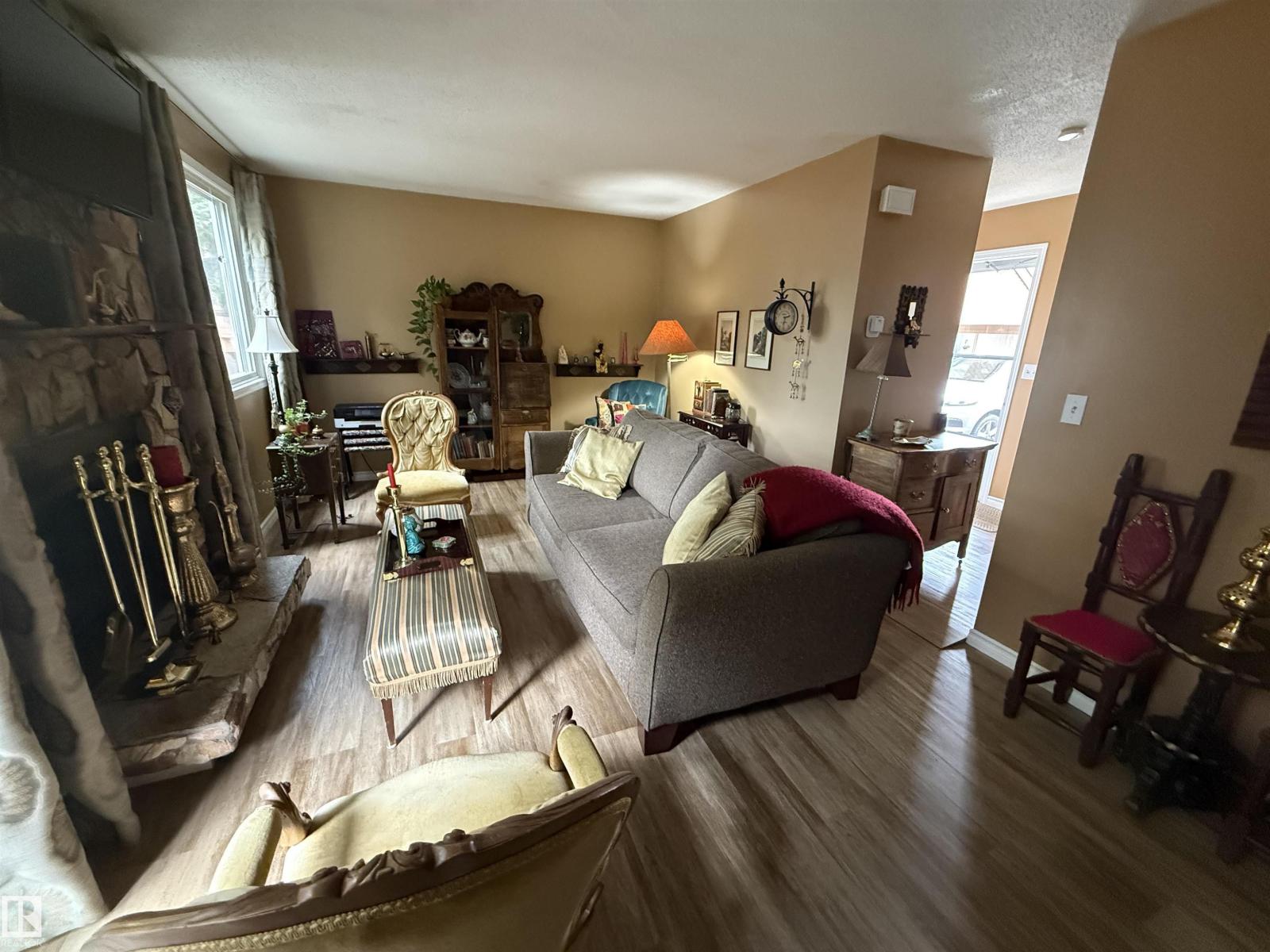 18525 66 Av Nw, Edmonton, Alberta  T5T 2M3 - Photo 5 - E4485673