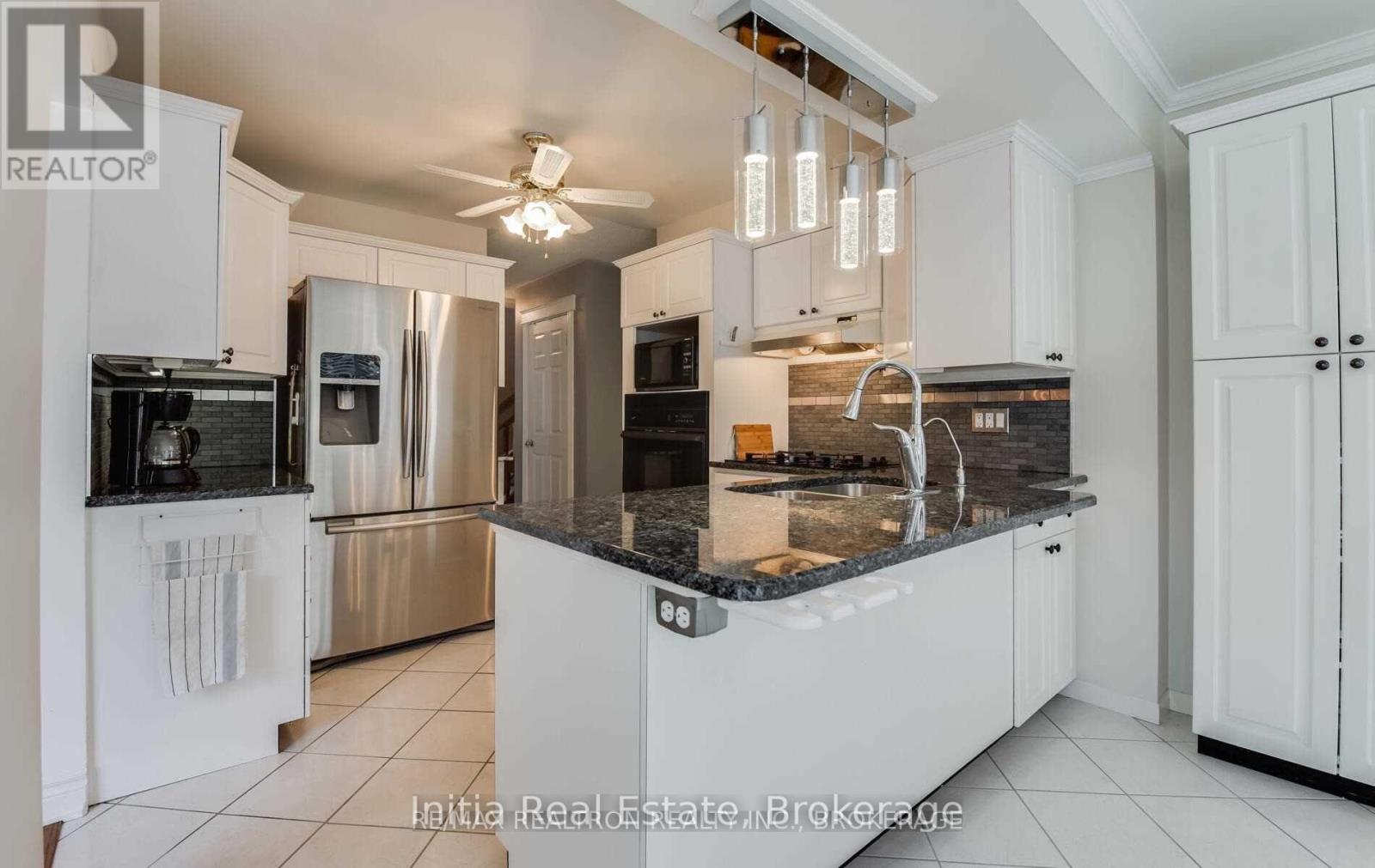 Upper Level - 28 Summerhill Road, East Gwillimbury, Ontario  L9N 1C6 - Photo 10 - N13081524