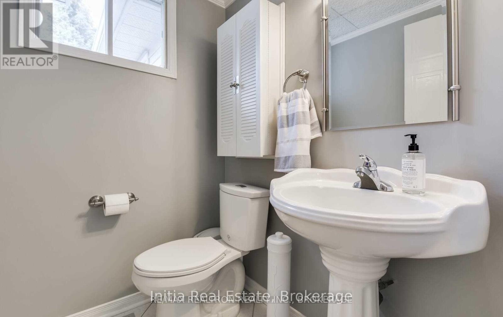 Upper Level - 28 Summerhill Road, East Gwillimbury, Ontario  L9N 1C6 - Photo 18 - N13081524
