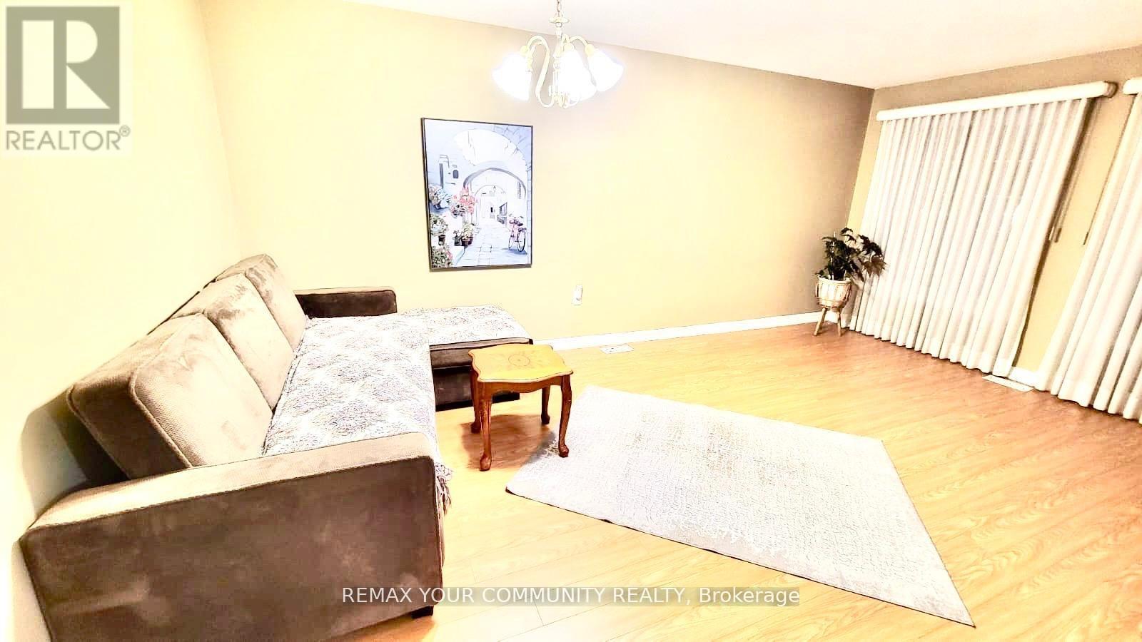 Main Level - 20 Veseli Court N, Bradford West Gwillimbury (Bradford), Ontario  L3Z 3C3 - Photo 26 - N13081540