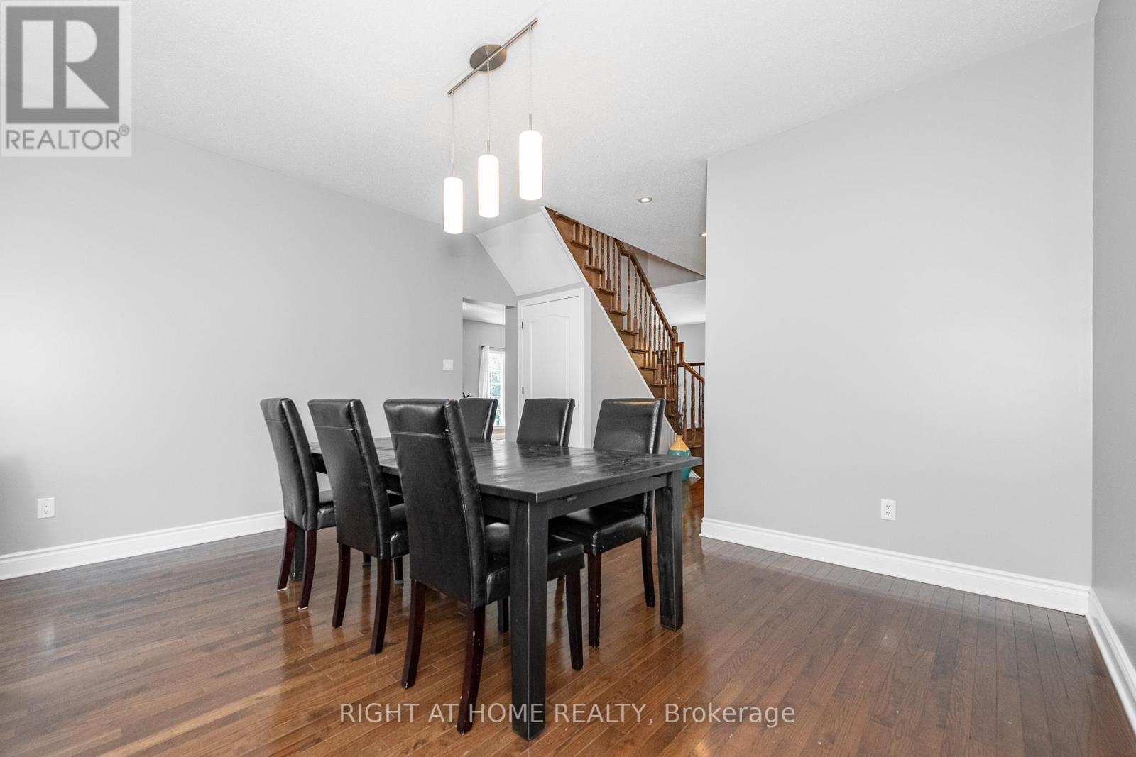 48 Station Trail, Russell, Ontario  K4R 0A3 - Photo 21 - X12794994