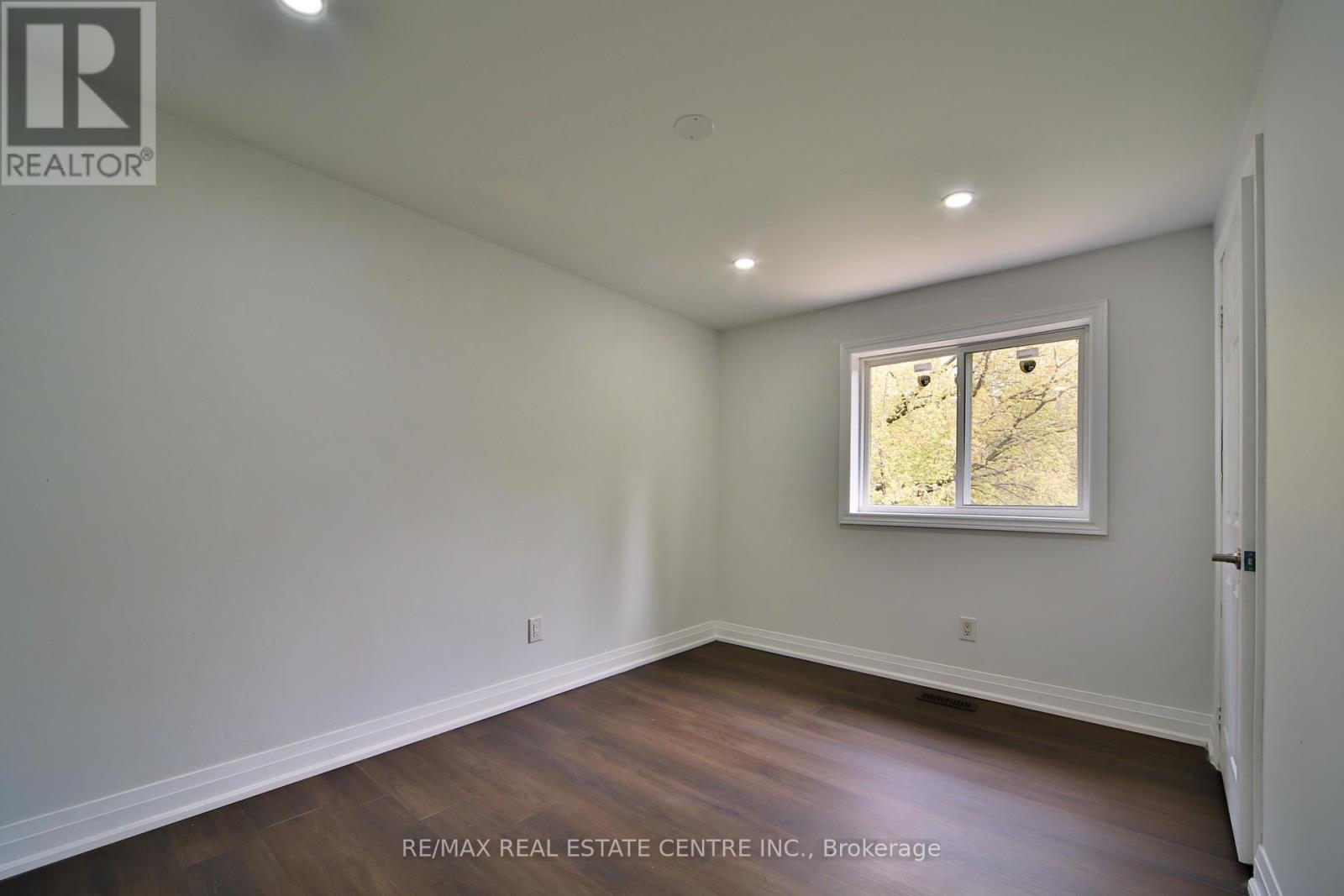 20 Mozart Crescent, Brampton, Ontario  L6Y 2W7 - Photo 19 - W13081538