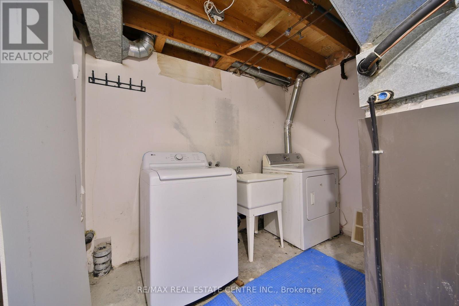 20 Mozart Crescent, Brampton, Ontario  L6Y 2W7 - Photo 30 - W13081538