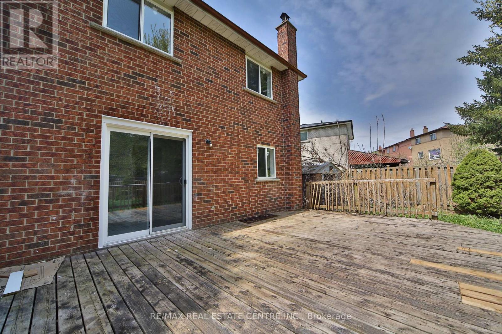20 Mozart Crescent, Brampton, Ontario  L6Y 2W7 - Photo 31 - W13081538